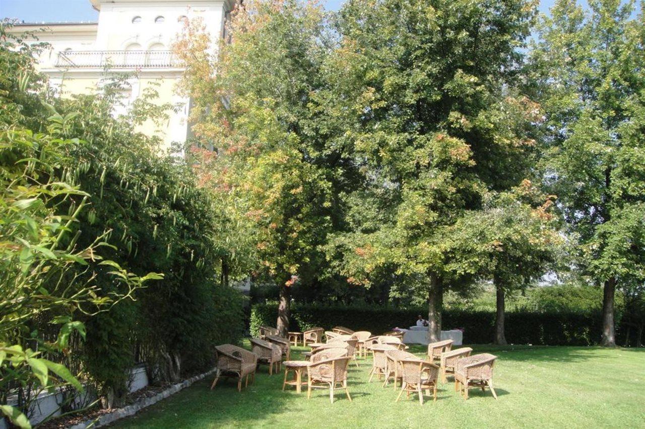 Hotel Villa Malpensa Vizzola Ticino Luaran gambar