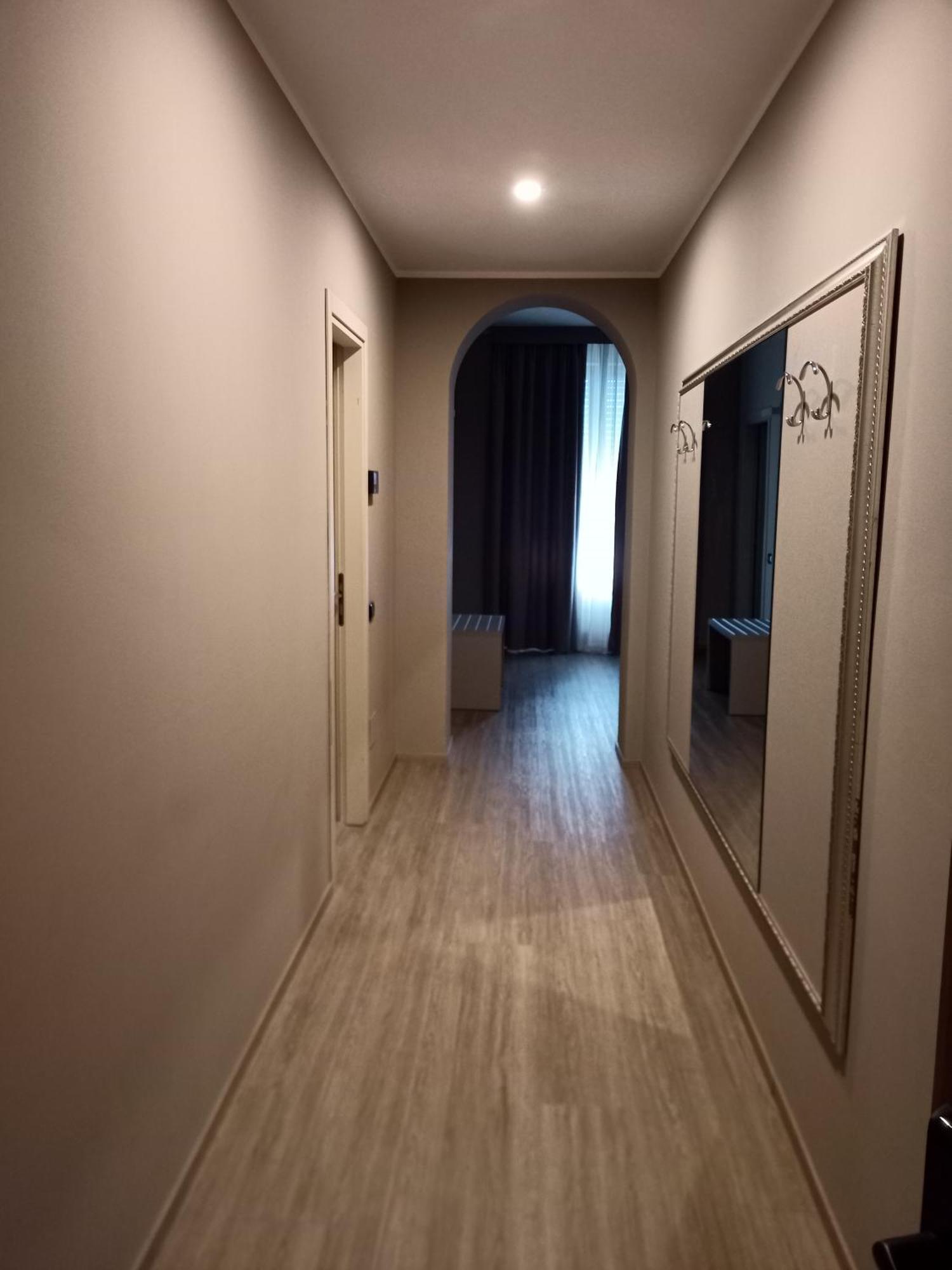 Hotel Villa Malpensa Vizzola Ticino Luaran gambar
