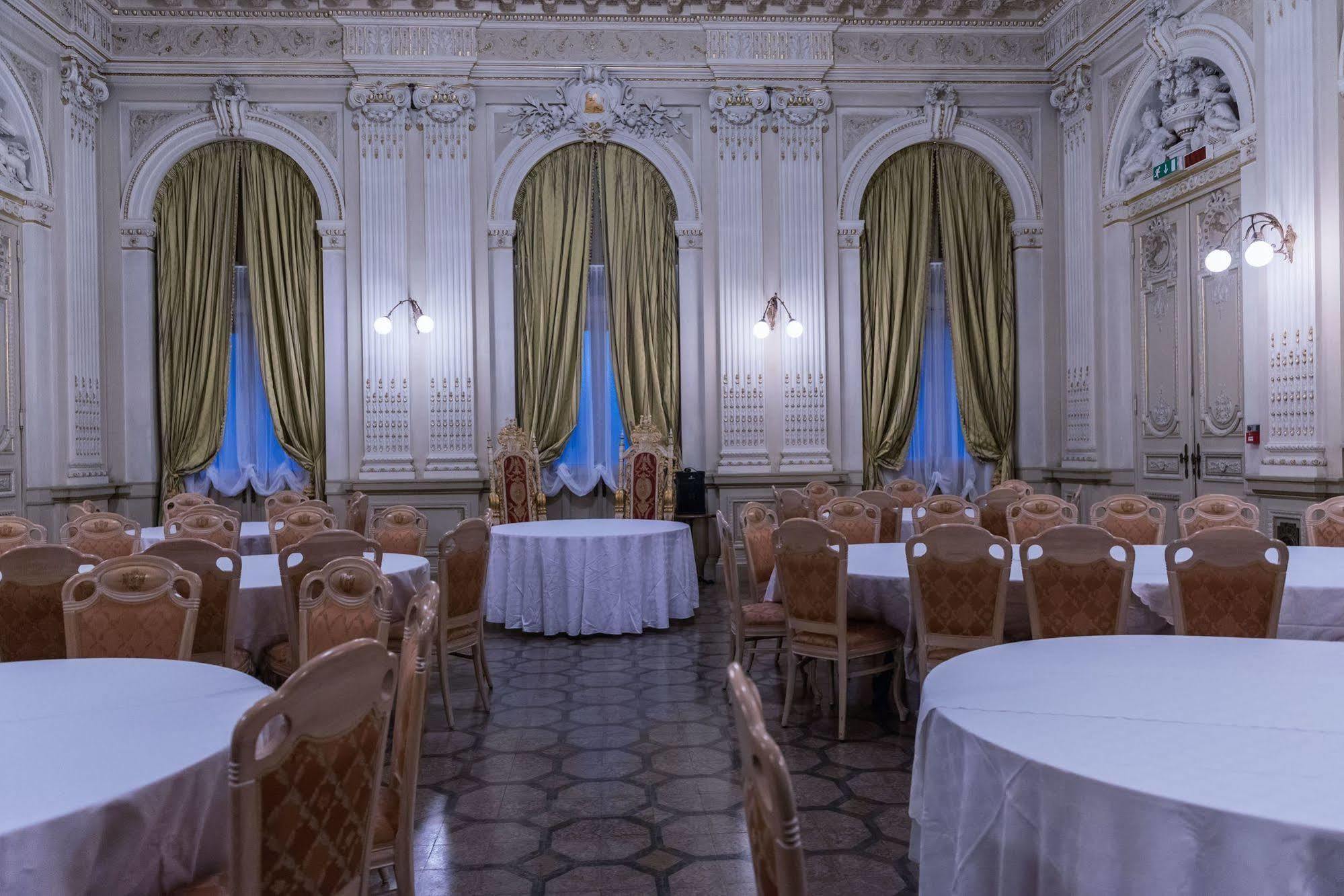 Hotel Villa Malpensa Vizzola Ticino Luaran gambar